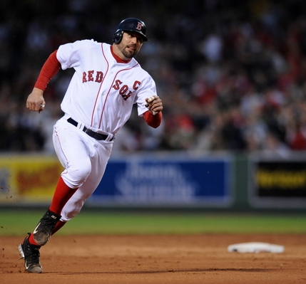 http://www.lineupforms.com/wp-content/uploads/2010/11/jason-varitek-01.jpg